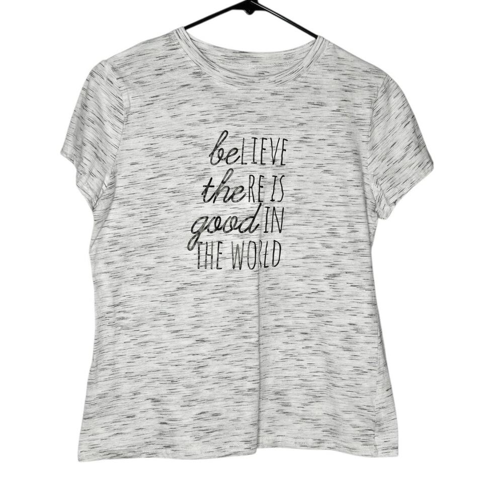 Boutique Believe There Is Good In The World Short Sleeve Tee Women's Large